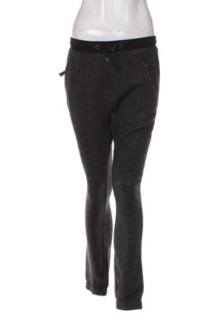 Pantaloni trening de femei Circle of  Trust, Mărime S, Culoare Gri, Preț 23,85 Lei