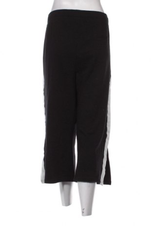 Pantaloni trening de femei Urban Classics, Mărime 3XL, Culoare Negru, Preț 223,68 Lei