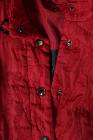 Дамско яке, Размер M, Цвят Червен, Цена 7,20 лв.