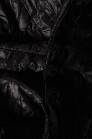 Dámska bunda , Veľkosť M, Farba Čierna, Cena  10,52 €