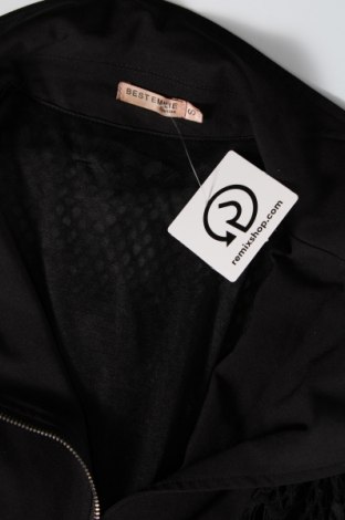 Dámska bunda , Veľkosť S, Farba Čierna, Cena  27,22 €