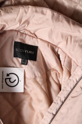 Γυναικείο μπουφάν Body Flirt, Μέγεθος S, Χρώμα  Μπέζ, Τιμή 16,86 €