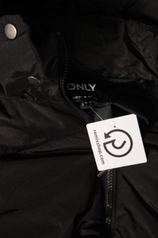 Γυναικείο μπουφάν ONLY, Μέγεθος M, Χρώμα Μαύρο, Τιμή 21,56 €