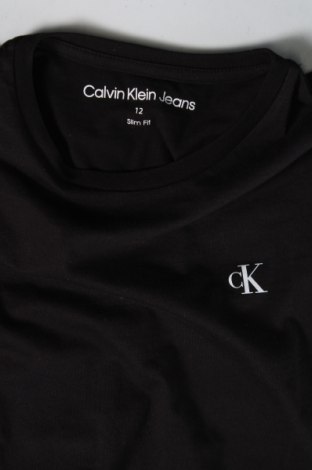 Dziecięcy T-shirt Calvin Klein Jeans, Rozmiar 12-13y/ 158-164 cm, Kolor Czarny, Cena 170,59 zł
