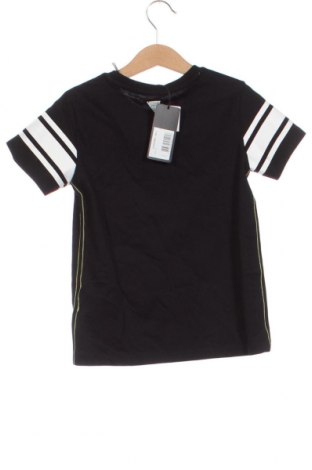 Dziecięcy T-shirt Guess, Rozmiar 5-6y/ 116-122 cm, Kolor Czarny, Cena 157,26 zł