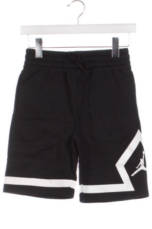 Детски къс панталон Air Jordan Nike, Размер 9-10y/ 140-146 см, Цвят Черен, Цена 49,50 лв.
