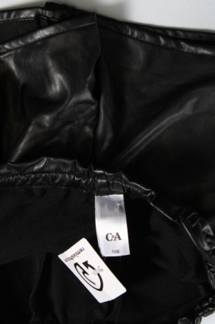 Παιδικό κοντό παντελόνι C&A, Μέγεθος 11-12y/ 152-158 εκ., Χρώμα Μαύρο, Τιμή 15,46 €