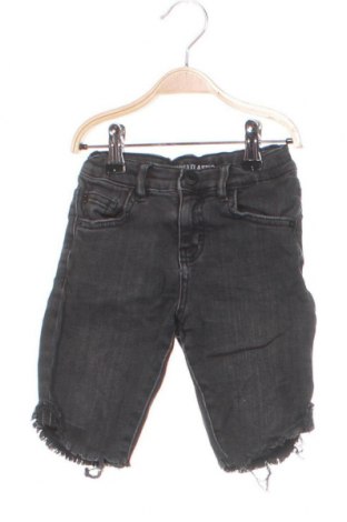 Pantaloni scurți pentru copii Zara, Mărime 5-6y/ 116-122 cm, Culoare Gri, Preț 34,54 Lei