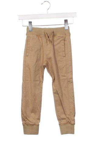 Детски панталон Abercrombie Kids, Размер 5-6y/ 116-122 см, Цвят Бежов, Цена 14,19 лв.