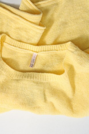 Детски пуловер ONLY Kids, Размер 12-13y/ 158-164 см, Цвят Жълт, Цена 6,46 лв.