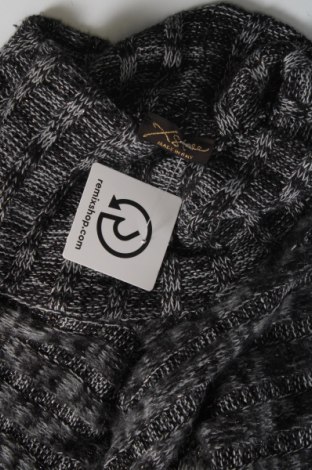 Детски пуловер Xside, Размер 8-9y/ 134-140 см, Цвят Черен, Цена 12,80 лв.