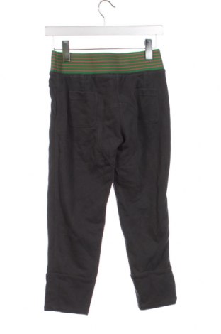 Παιδική κάτω φόρμα Nike, Μέγεθος 11-12y/ 152-158 εκ., Χρώμα Γκρί, Τιμή 22,60 €