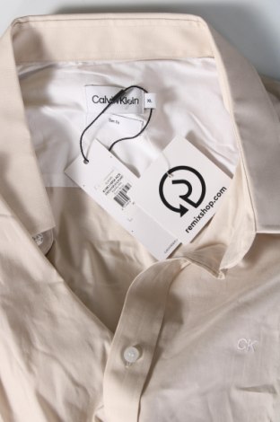 Мъжка риза Calvin Klein, Размер XL, Цвят Бежов, Цена 81,18 лв.