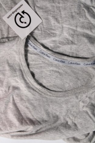 Мъжка тениска Calvin Klein, Размер XL, Цвят Сив, Цена 63,00 лв.