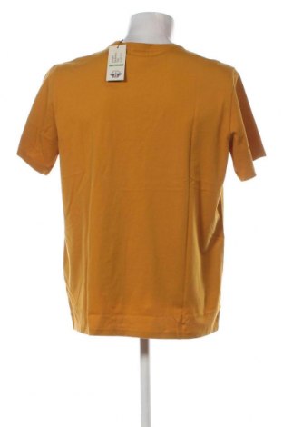 Мъжка тениска Dockers, Размер XL, Цвят Жълт, Цена 52,00 лв.