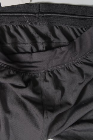 Ανδρικό κοντό παντελόνι Adidas, Μέγεθος S, Χρώμα Γκρί, Τιμή 20,41 €