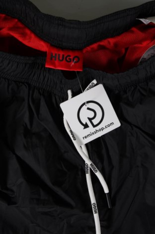 Pantaloni scurți de bărbați Hugo Boss, Mărime M, Culoare Negru, Preț 409,79 Lei