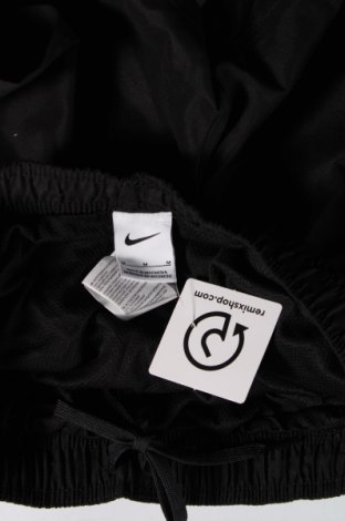 Мъжки къс панталон Nike, Размер M, Цвят Черен, Цена 64,00 лв.