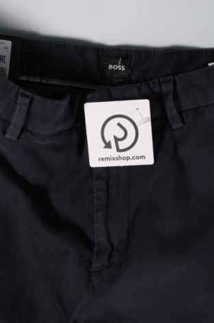 Pantaloni de bărbați BOSS, Mărime L, Culoare Albastru, Preț 569,61 Lei