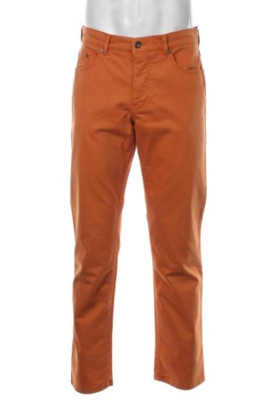 Мъжки панталон Brax, Размер M, Цвят Бежов, Цена 26,40 лв.