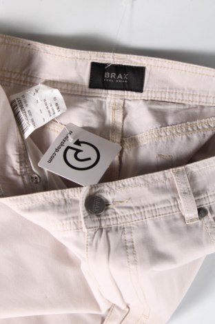 Мъжки панталон Brax, Размер M, Цвят Бежов, Цена 8,79 лв.