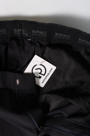 Ανδρικό παντελόνι Buffalo, Μέγεθος L, Χρώμα Γκρί, Τιμή 7,69 €
