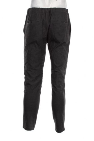 Мъжки панталон Devred 1902, Размер L, Цвят Сив, Цена 6,67 лв.