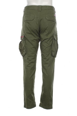 Мъжки панталон Tommy Jeans, Размер M, Цвят Зелен, Цена 191,00 лв.