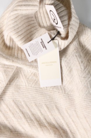 Мъжки пуловер Jack & Jones, Размер XS, Цвят Бежов, Цена 20,40 лв.