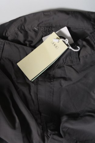 Herren Sporthose, Größe L, Farbe Grau, Preis € 43,14