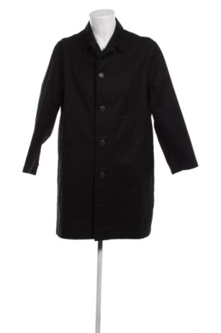 Мъжко палто Hugo Boss, Размер L, Цвят Черен, Цена 575,21 лв.