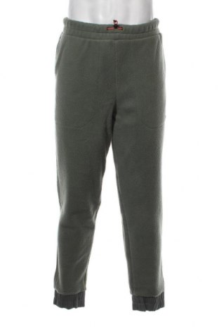 Pantaloni trening de bărbați New Balance, Mărime L, Culoare Verde, Preț 257,56 Lei