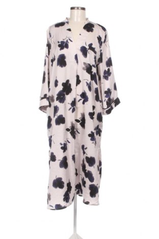 Пижама Donna Karan, Размер L, Цвят Многоцветен, Цена 169,00 лв.