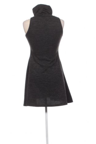 Kleid, Größe XS, Farbe Mehrfarbig, Preis 3,03 €