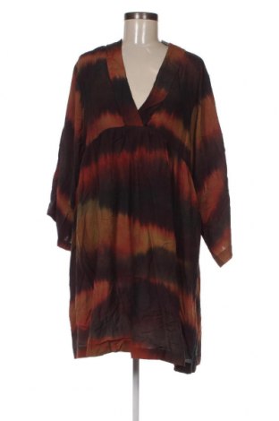 Kleid Answear, Größe L, Farbe Mehrfarbig, Preis 15,17 €