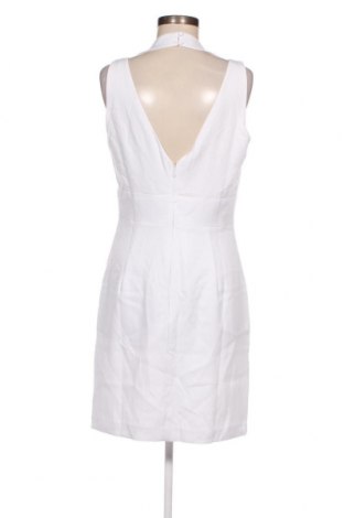 Φόρεμα Guess, Μέγεθος M, Χρώμα Λευκό, Τιμή 123,20 €
