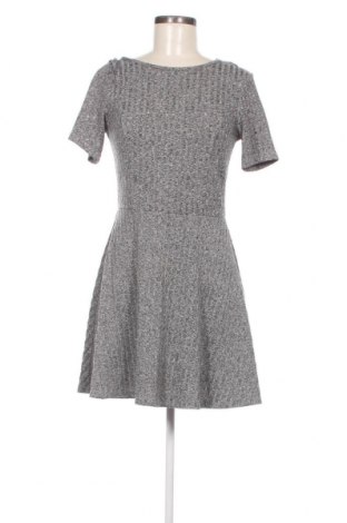 Kleid H&M Divided, Größe S, Farbe Grau, Preis 5,65 €