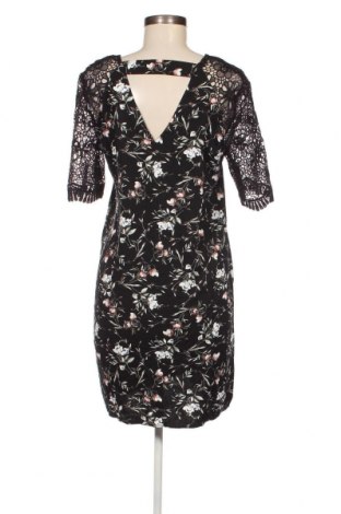 Kleid Irl, Größe M, Farbe Mehrfarbig, Preis € 9,48