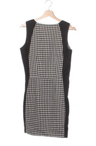 Kleid Ivivi, Größe M, Farbe Mehrfarbig, Preis 3,52 €