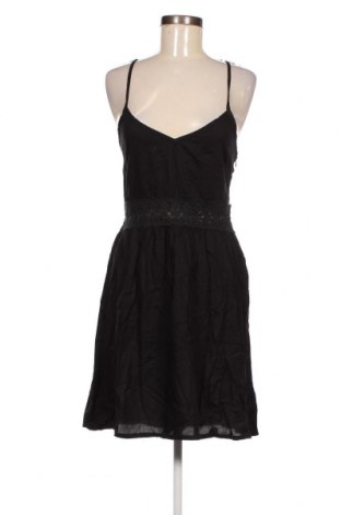 Kleid Jennyfer, Größe M, Farbe Schwarz, Preis 8,54 €