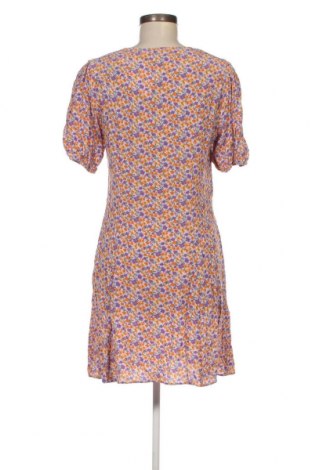 Kleid NA-KD, Größe M, Farbe Mehrfarbig, Preis 52,58 €