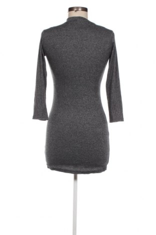 Kleid Poof, Größe S, Farbe Grau, Preis 3,31 €