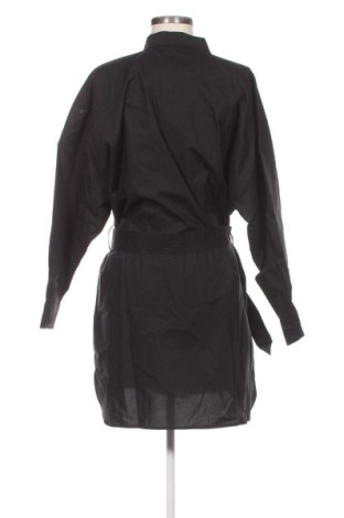 Kleid Sisley, Größe M, Farbe Schwarz, Preis 36,99 €