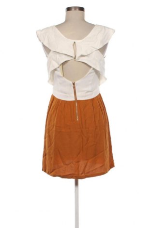 Φόρεμα The Korner, Μέγεθος M, Χρώμα Πολύχρωμο, Τιμή 52,58 €