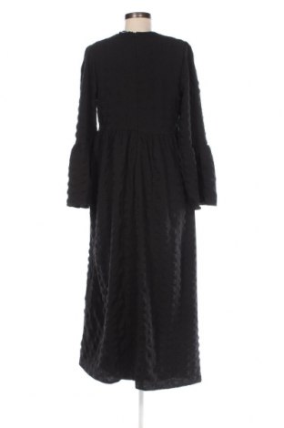 Φόρεμα Trendyol, Μέγεθος L, Χρώμα Μαύρο, Τιμή 26,29 €