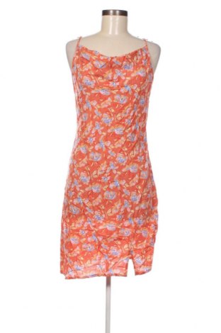 Kleid Trendyol, Größe M, Farbe Mehrfarbig, Preis 8,41 €