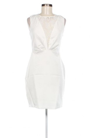 Φόρεμα Trendyol, Μέγεθος M, Χρώμα Λευκό, Τιμή 10,21 €