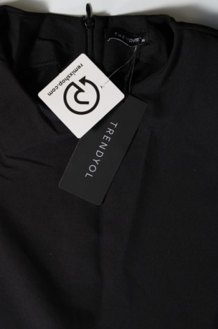 Šaty  Trendyol, Velikost S, Barva Černá, Cena  207,00 Kč