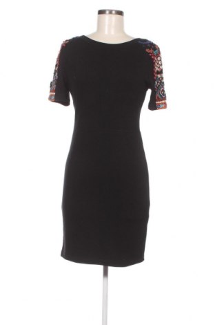 Kleid Zara Trafaluc, Größe M, Farbe Schwarz, Preis 12,28 €