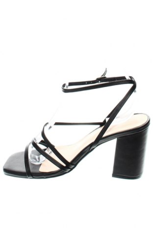 Sandalen, Größe 36, Farbe Schwarz, Preis 29,23 €